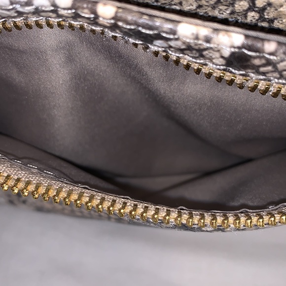 Anne Klein Crossbody - Picture 8 of 13